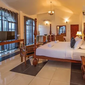 https://ceylon-breeze.kandyhotelsnow.com